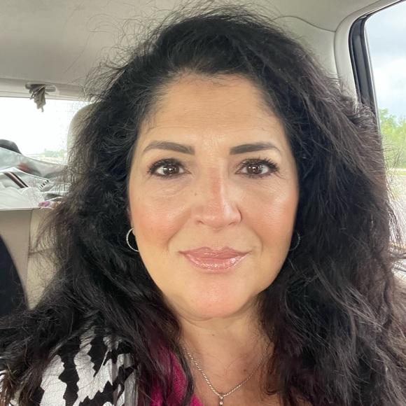 Meet your Posher, Hope - Picture 4 of 15